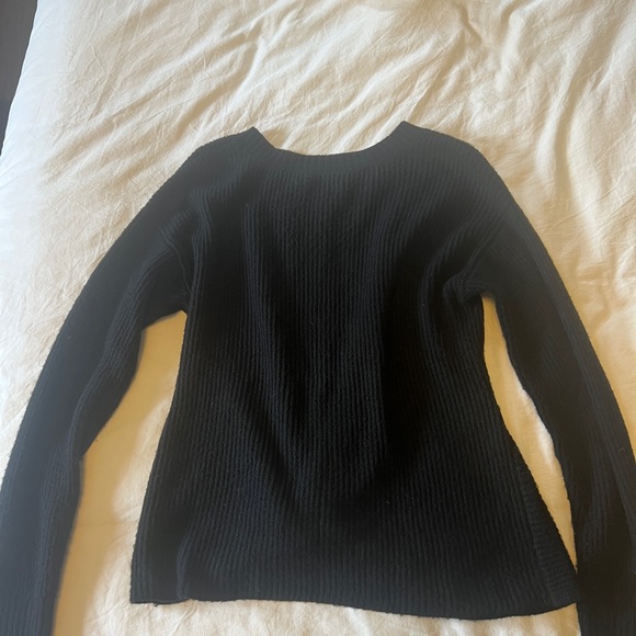 Aerie twist sweater - Picture 2 of 3